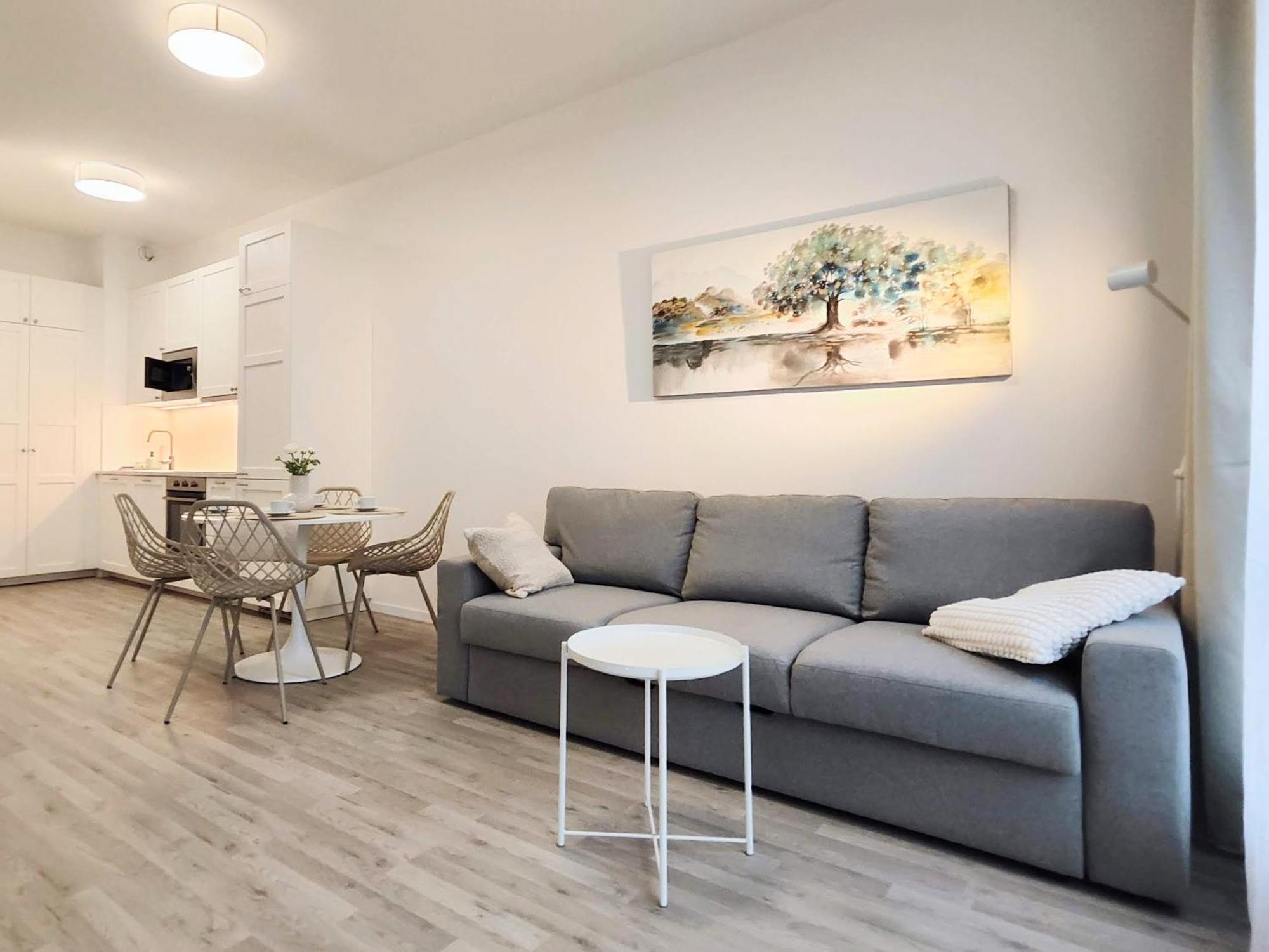 Wings - Brand New - Presidential Garden - Free Parking Appartement Bratislava Buitenkant foto